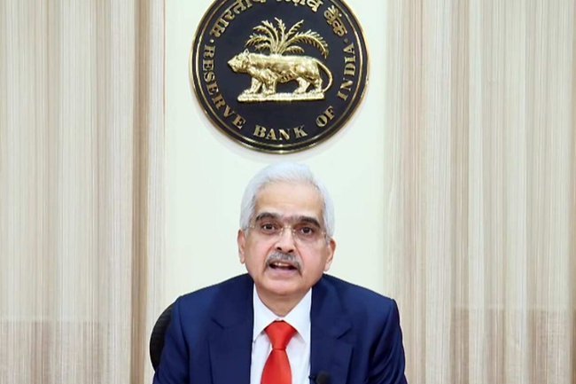RBI Governor Warns of Risks for Banks with High Commercial Real Estate Exposure