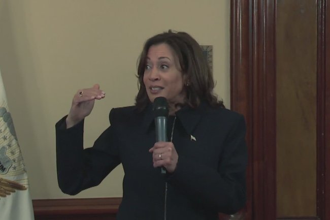  Stand With Crypto Revises Kamala Harris's Rating Amid Election Campaign