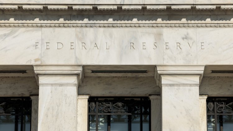  Dallas Fed President Urges All U.S. Banks to Prepare for Federal Reserve's Discount Window